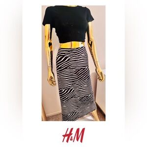 H&M Zebra Print Black and White Form-Fitting Pencil Skirt, Size M, NWT